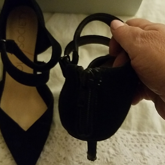 Sole Society Black Heels - Picture 4 of 6